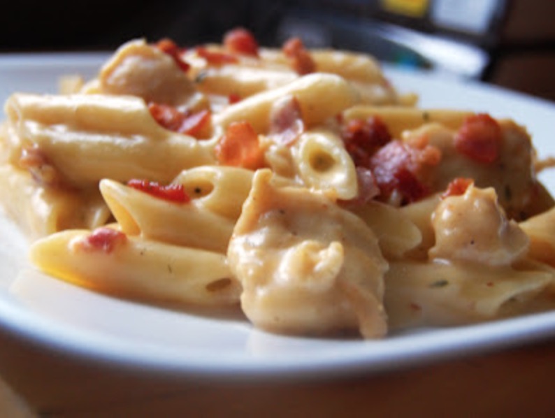 Cheddar Bacon Ranch Chicken Pasta